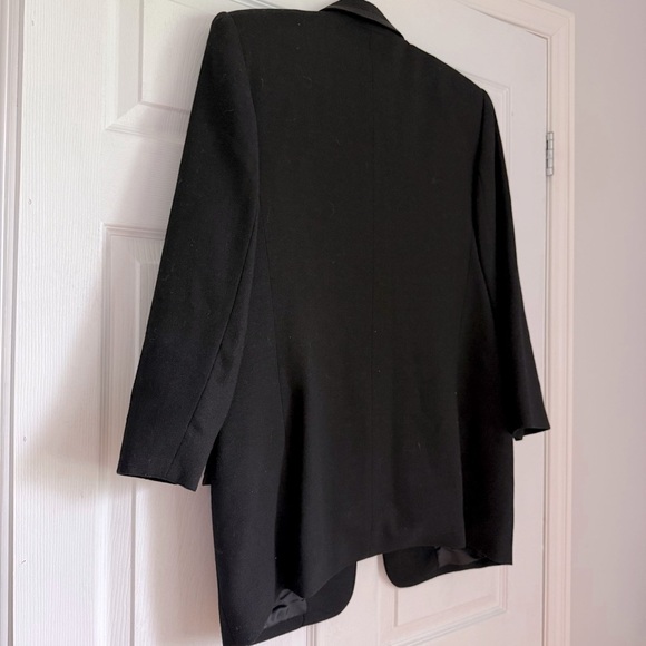 Vintage 1980s black wool blazer with luxe details - size Small (S) - Picture 3 of 5